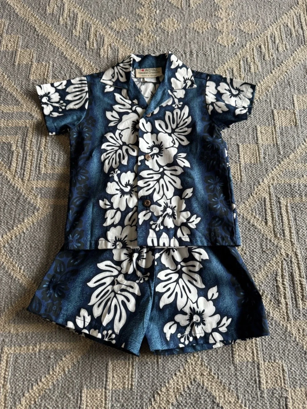 Royal Hawaiian Creations Navy & White Hibiscus Set 100% Cotton